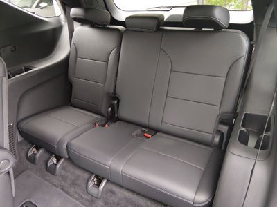 2025 Chevrolet Traverse - Photo 19