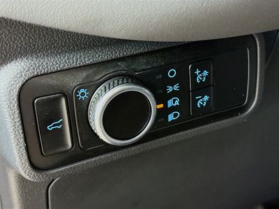 2025 Ford Explorer - Photo 8