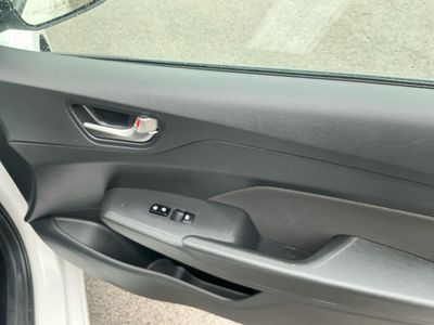 2022 Hyundai Accent - Photo 21