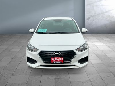 2022 Hyundai Accent - Photo 2
