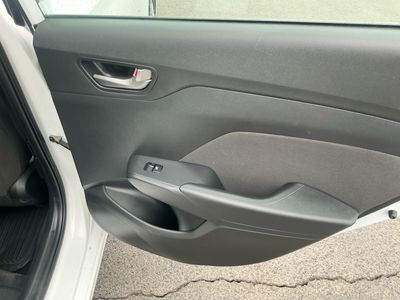 2022 Hyundai Accent - Photo 19