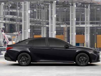 2026 Toyota Camry - Photo 14