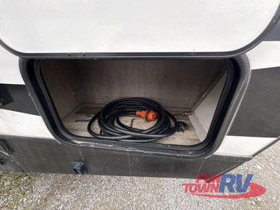2021 Keystone RV Outback Ultra Lite - Photo 14