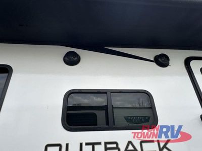 2021 Keystone RV Outback Ultra Lite - Photo 16