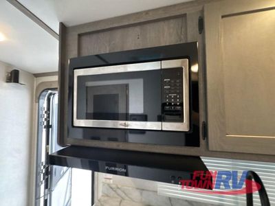 2021 Keystone RV Outback Ultra Lite - Photo 22