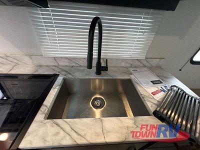 2021 Keystone RV Outback Ultra Lite - Photo 20