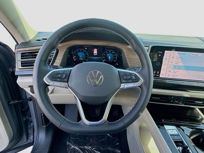 2026 Volkswagen Atlas — photo 10 view