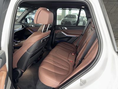 2025 BMW X5 - Photo 15