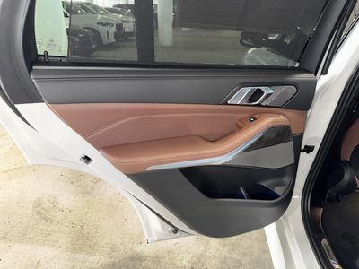 2025 BMW X5 - Photo 16