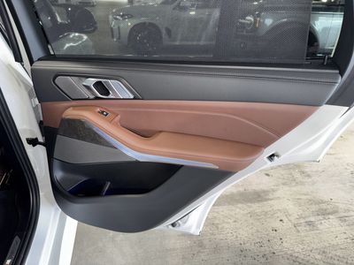 2025 BMW X5 - Photo 11