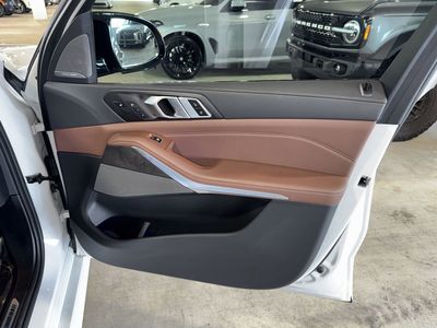 2025 BMW X5 - Photo 9