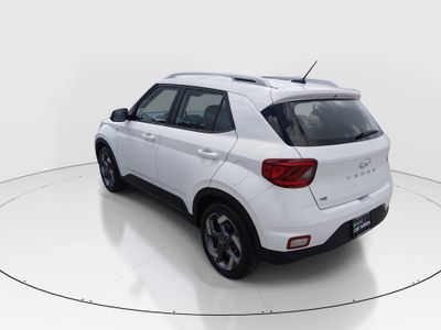 2025 Hyundai Venue - Photo 5