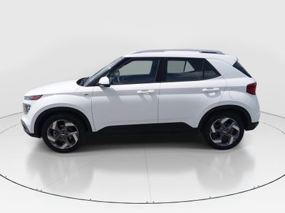 2025 Hyundai Venue - Photo 4
