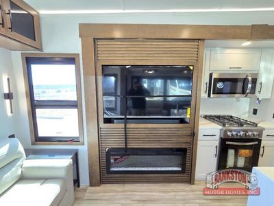 2026 Montana 3100RL - Photo 24
