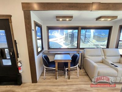 2026 Montana 3100RL - Photo 20