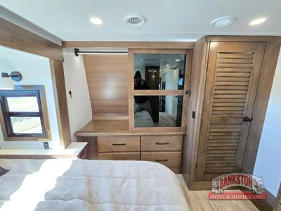 2026 Montana 3100RL - Photo 39