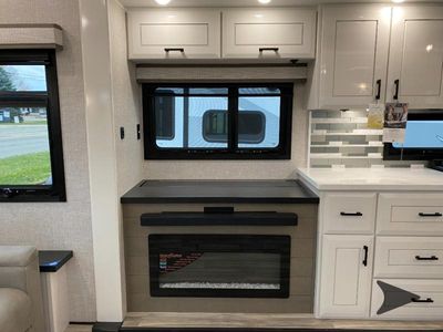 2026 Jayco Pinnacle — photo 11 view