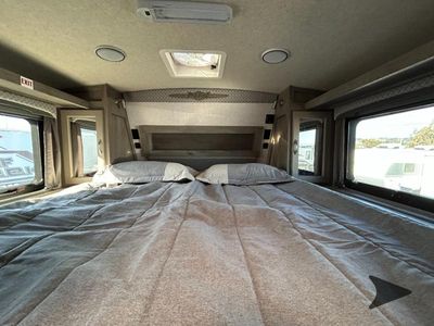 2026 Northwood Arctic Fox Camper — photo 11 view