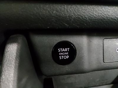 2024 Nissan Rogue — photo 17 view