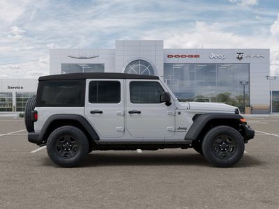 2026 Jeep Wrangler — photo 21 view