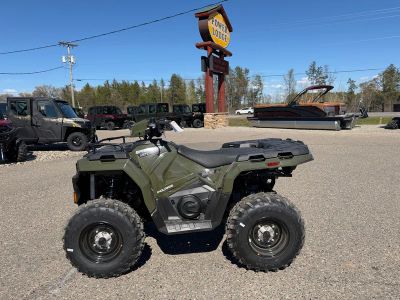 2026 Polaris Sportsman 570 A26SEA57A1 in Sage Green — front three-quarter view