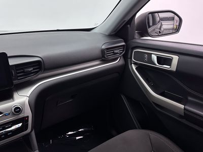 2022 Ford Explorer — photo 24 view