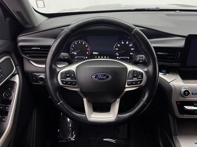 2022 Ford Explorer — photo 21 view