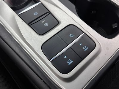 2022 Ford Explorer — photo 10 view
