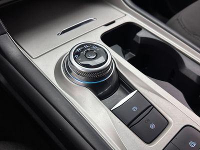 2022 Ford Explorer — photo 11 view
