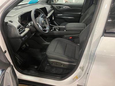 2026 Chevrolet Traverse — photo 9 view