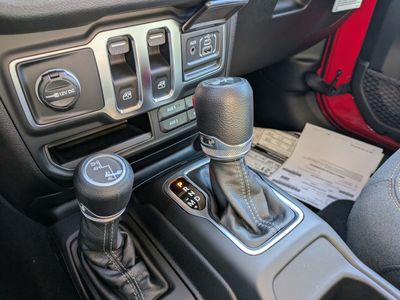 2026 Jeep Wrangler — photo 14 view
