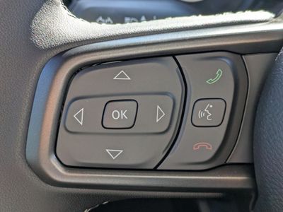 2026 Jeep Wrangler — photo 18 view