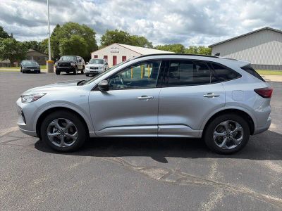 2024 Ford Escape — side profile view