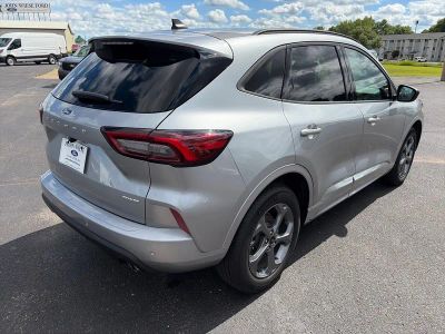 2024 Ford Escape — detail view