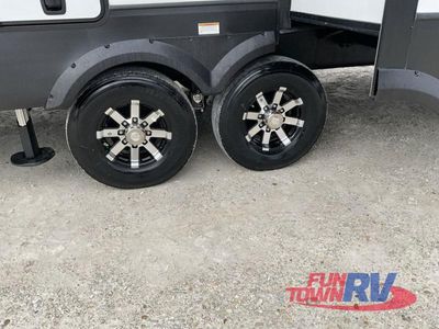 2025 Keystone RV Alpine - Photo 8