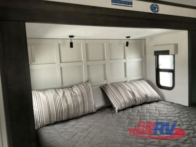 2025 Keystone RV Alpine - Photo 40