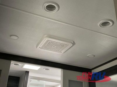 2025 Keystone RV Alpine - Photo 31