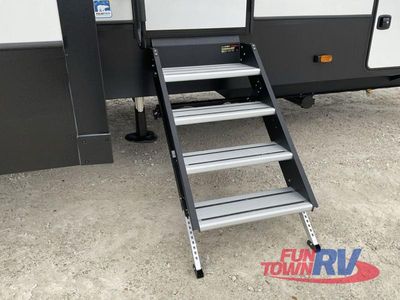 2025 Keystone RV Alpine - Photo 9