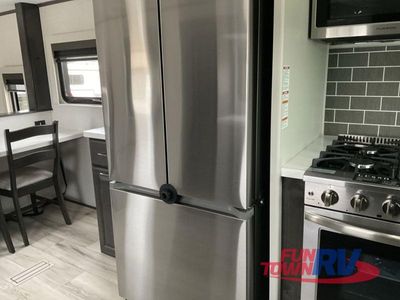 2025 Keystone RV Alpine - Photo 18