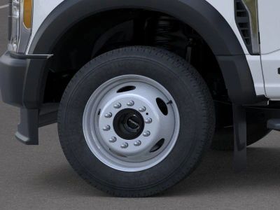 2025 Ford Chassis Cab - Photo 19