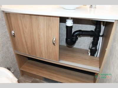 2026 Tiffin Motorhomes Wayfarer — photo 32 view