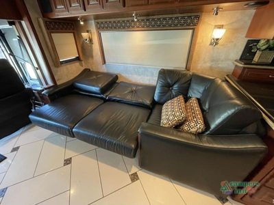 2012 Winnebago Ellipse — photo 28 view