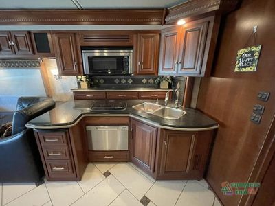 2012 Winnebago Ellipse — photo 33 view