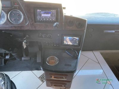 2012 Winnebago Ellipse — photo 20 view