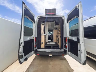 2027 Thor Motor Coach TALAVERA — side profile view