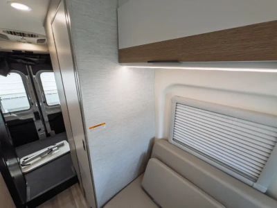 2027 Thor Motor Coach TALAVERA — photo 7 view