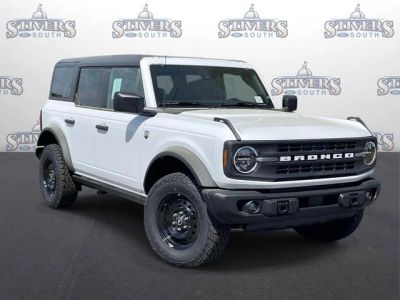 2026 Ford Bronco Big Bend in White — front three-quarter view