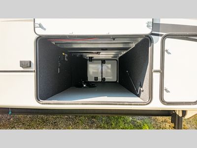 2025 Keystone RV Montana - Photo 12