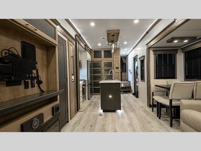 2025 Keystone RV Montana - Photo 45