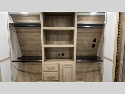 2025 Keystone RV Montana - Photo 22